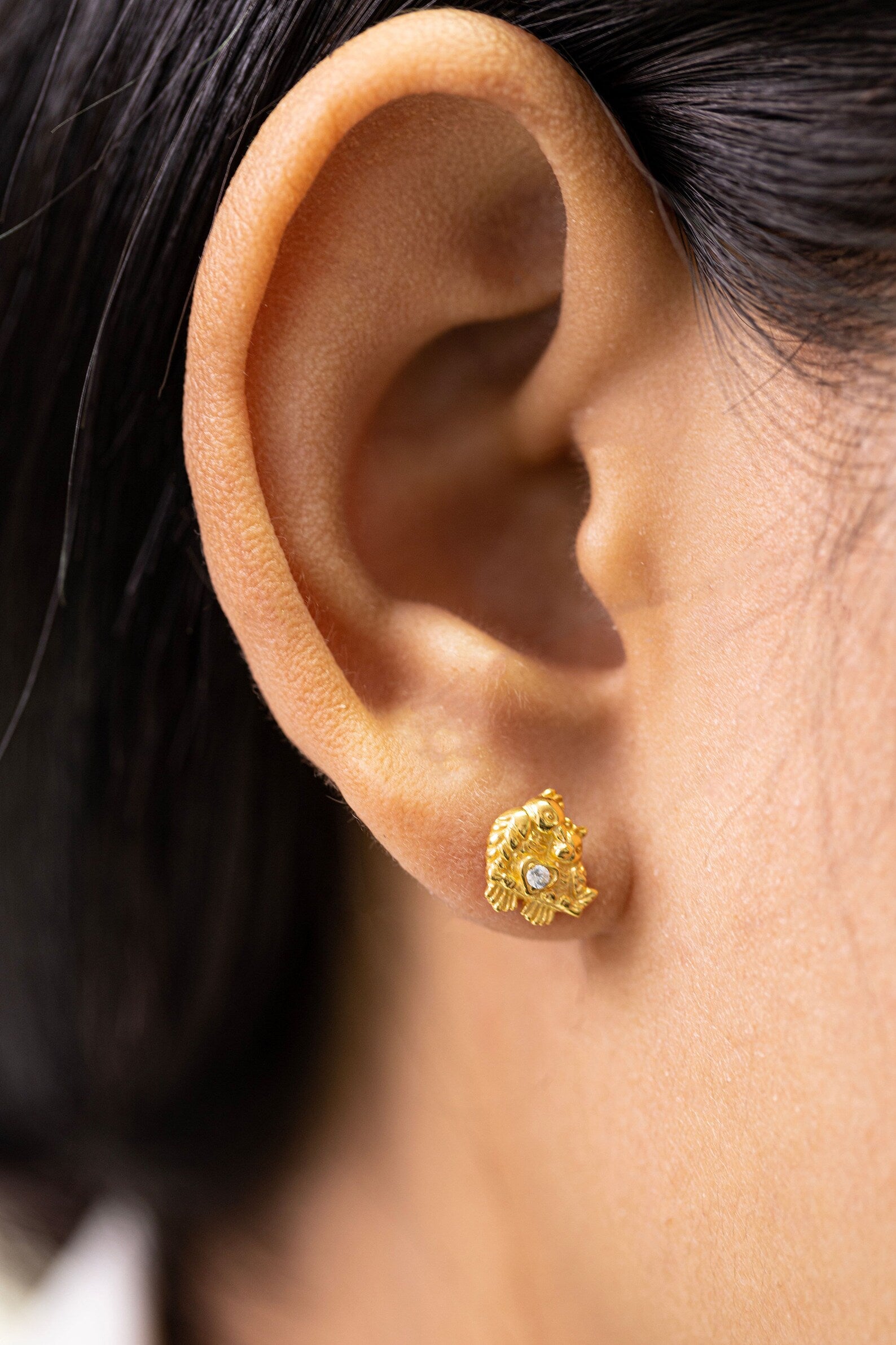 Bird Stud Earrings, Minimalist Bird Earrings, Bird Jewelry, Cute Animal Earrings, Sparrow Earrings